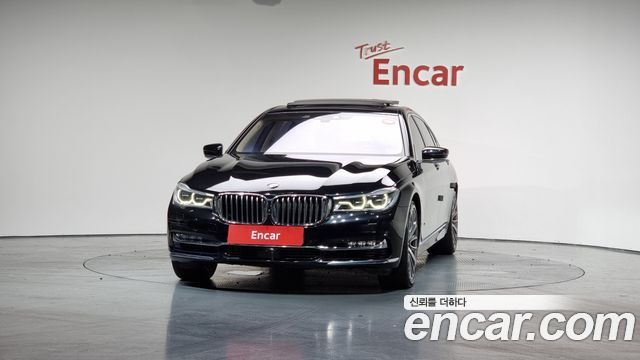 BMW 7-Series 2016 — photo 3