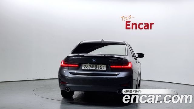 BMW 3-Series 2019 — photo 4