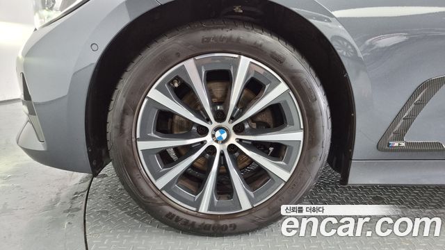BMW 3-Series 2019 — photo 5