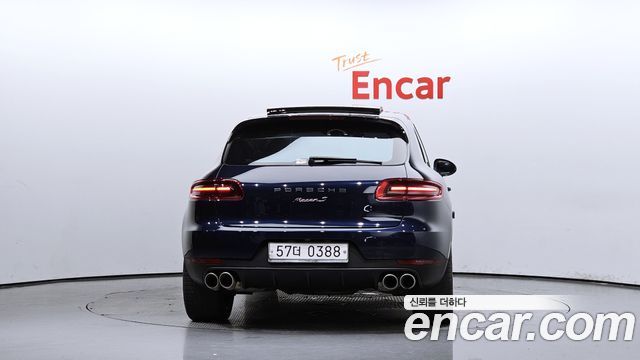 Porsche Macan 2017 — photo 4