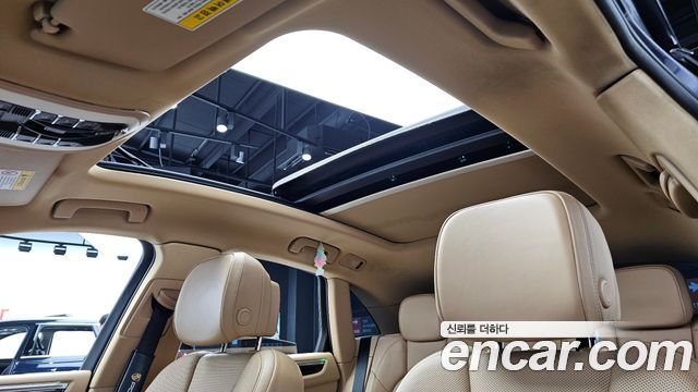 Porsche Macan 2017 — photo 19
