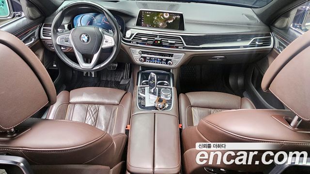 BMW 7-Series 2019 — photo 7