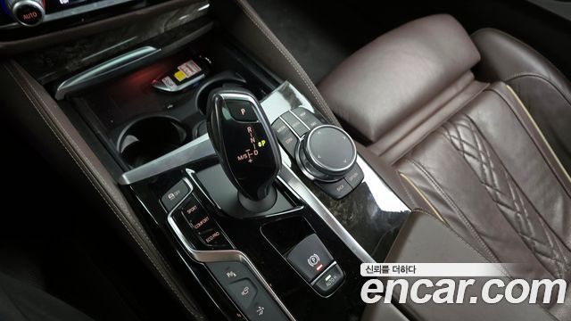 BMW Gran Turismo 2018 — photo 9