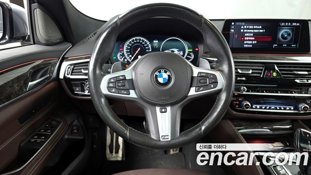 BMW Gran Turismo 2018 — photo 13