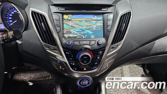Hyundai Veloster 2012 — photo 14