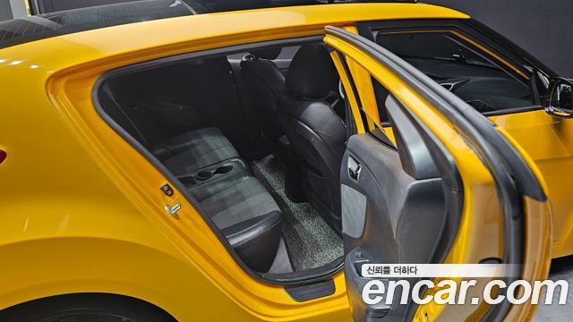 Hyundai Veloster 2012 — photo 18