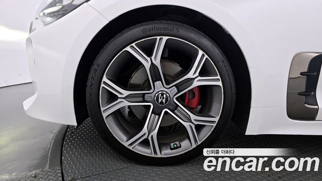 Kia Stinger 2018 — photo 5