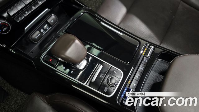 Kia Stinger 2018 — photo 9