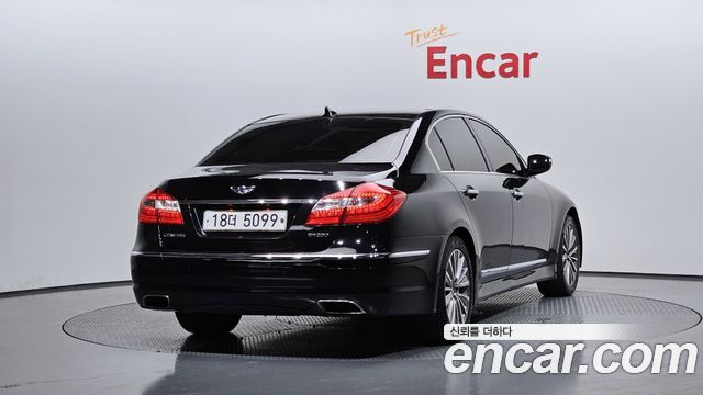 Hyundai Genesis 2013 — photo 2