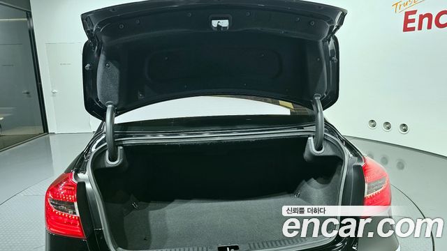 Hyundai Genesis 2013 — photo 20