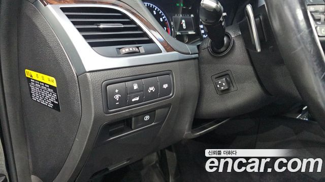 Hyundai Genesis 2016 — photo 13
