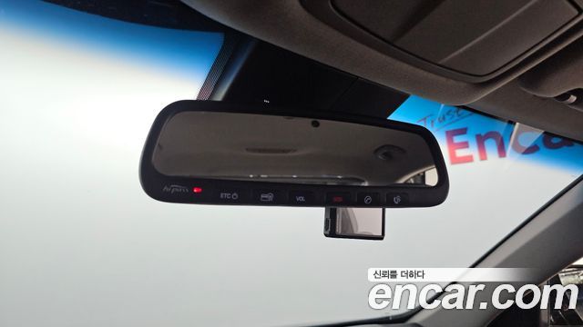 Hyundai Genesis 2016 — photo 19