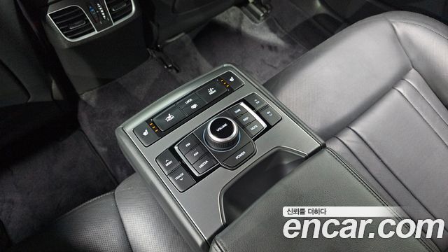 Hyundai Genesis 2016 — photo 20