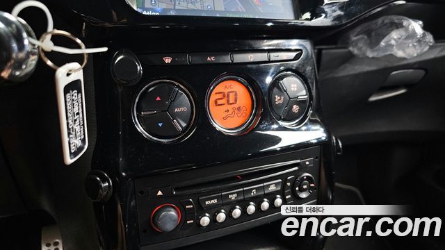 Citroën / DS DS3 2014 — photo 16