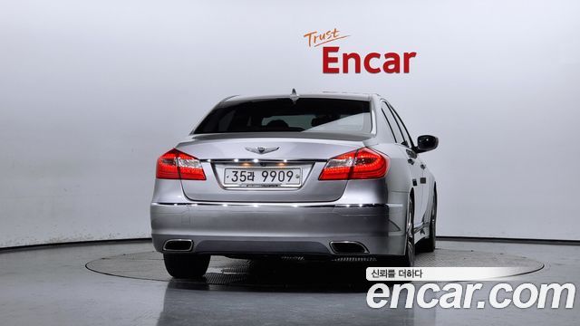 Hyundai Genesis 2013 — photo 4