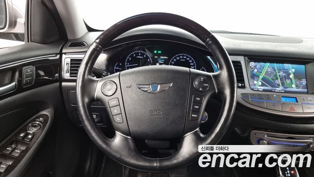 Hyundai Genesis 2013 — photo 13