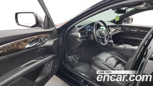 Cadillac CT6 2016 — photo 10