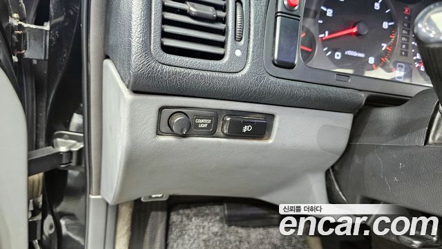 Chevrolet Korea Acadia 1999 — photo 20