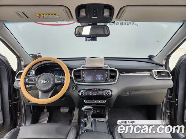 Kia Sorento 2017 — photo 11