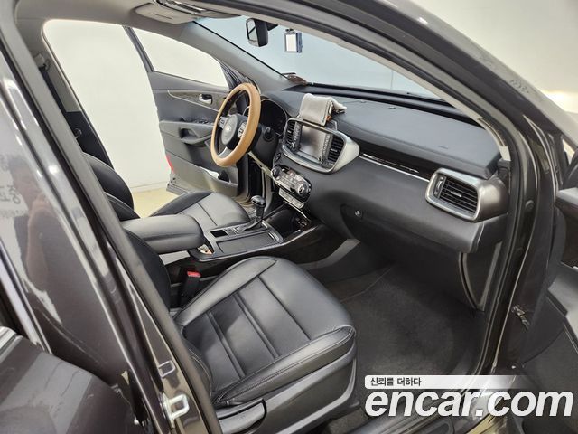 Kia Sorento 2017 — photo 13