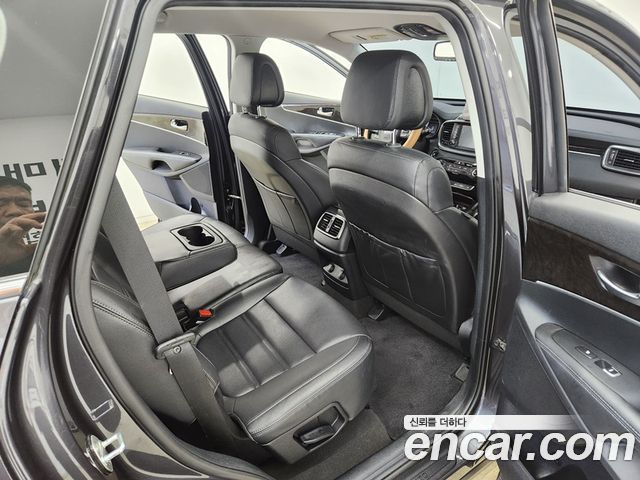 Kia Sorento 2017 — photo 15