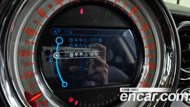 Mini Cooper 2013 — photo 16