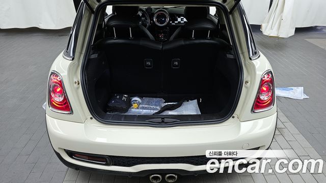 Mini Cooper 2013 — photo 20
