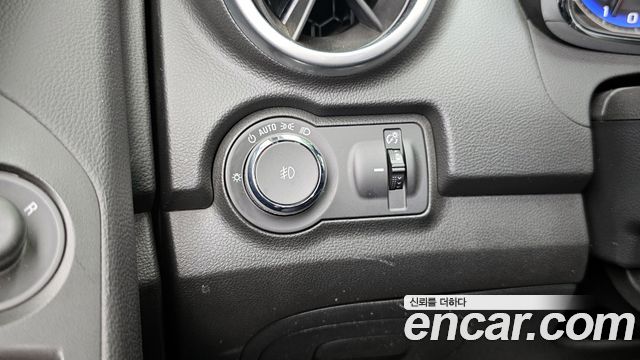 Chevrolet Korea Trax 2016 — photo 18