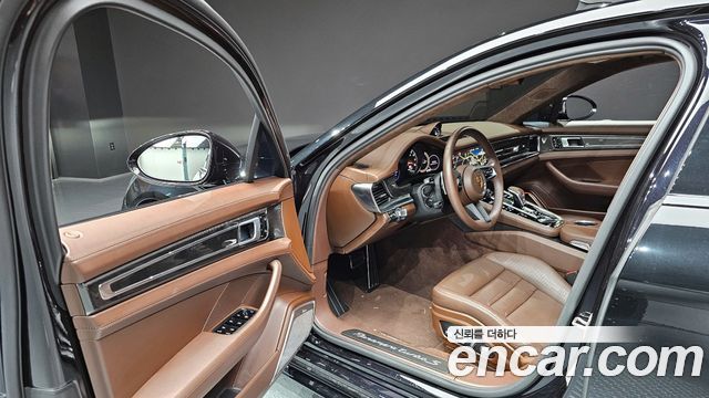 Porsche Panamera 2021 — photo 11