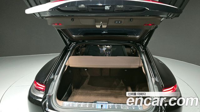 Porsche Panamera 2021 — photo 20