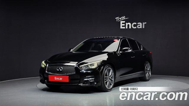 Infiniti Q50 2016 — photo 1