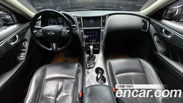 Infiniti Q50 2016 — photo 7