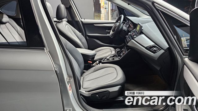BMW 2-Series 2016 — photo 10
