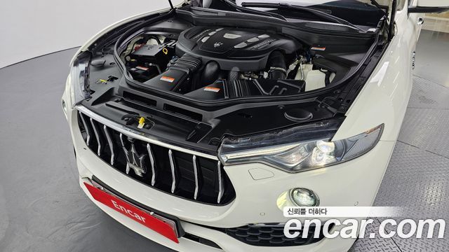 Maserati Levante 2019 — photo 6