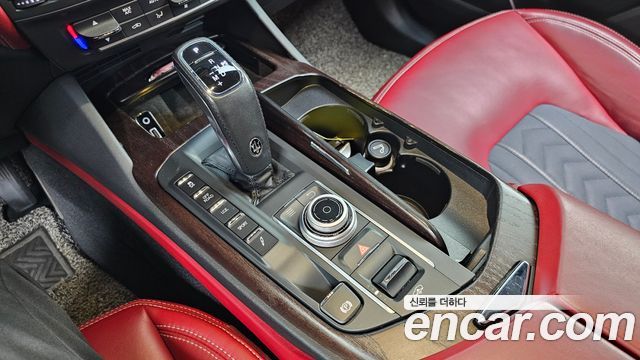 Maserati Levante 2019 — photo 9