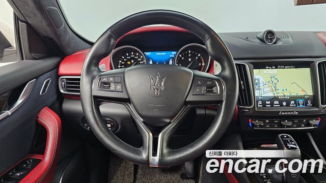 Maserati Levante 2019 — photo 13
