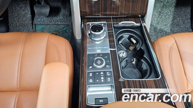 Land Rover Range Rover 2017 — photo 9
