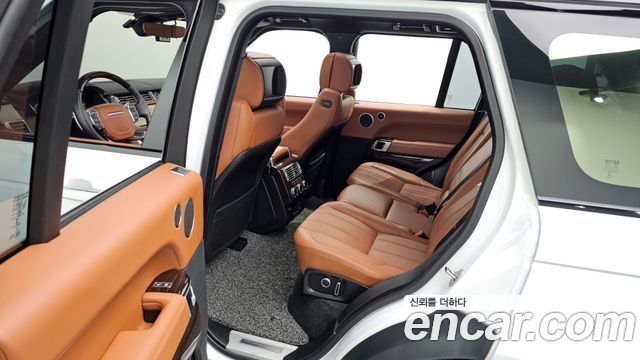 Land Rover Range Rover 2017 — photo 12