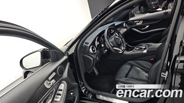 Mercedes-Benz C-Class 2017 — photo 10