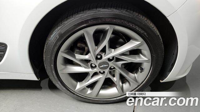 Genesis G70 2023 — photo 5