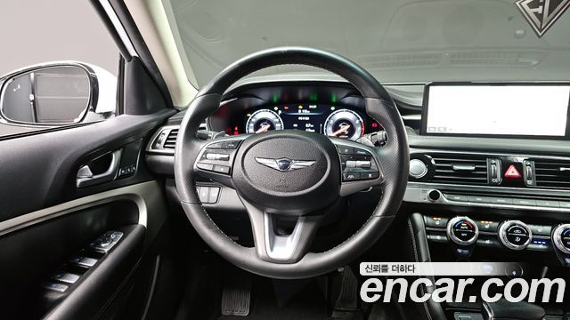Genesis G70 2023 — photo 13