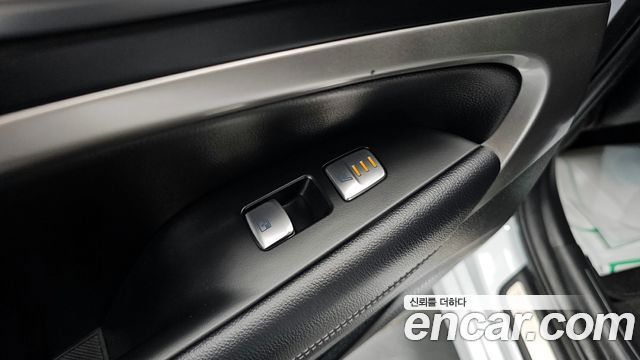 Genesis G70 2023 — photo 19