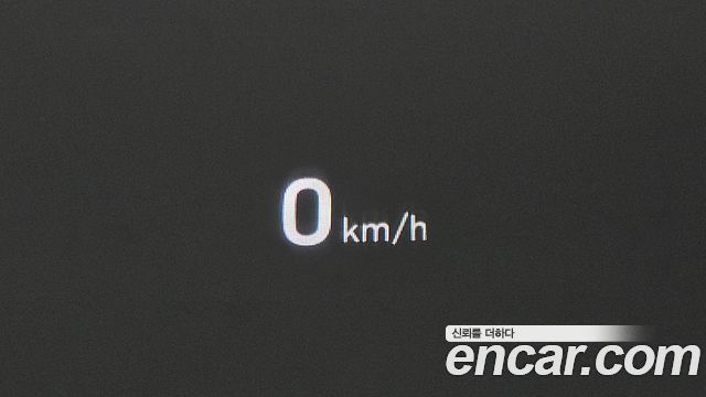 Genesis EQ900 2016 — photo 16