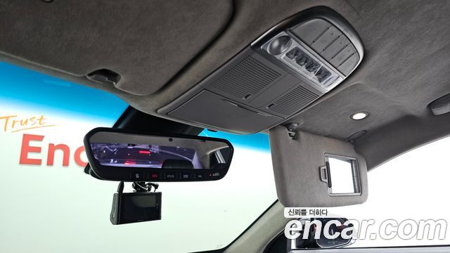 Genesis EQ900 2016 — photo 17