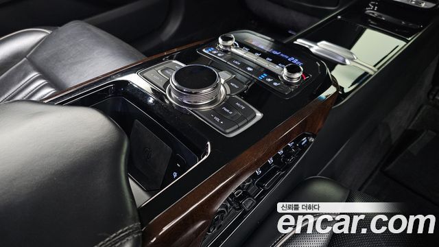 Genesis EQ900 2016 — photo 19