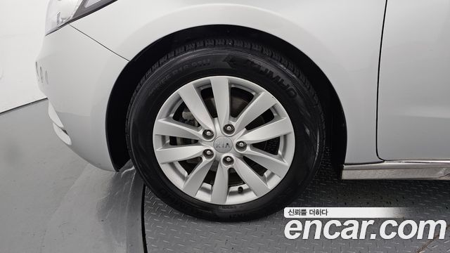 Kia K3 2014 — photo 5