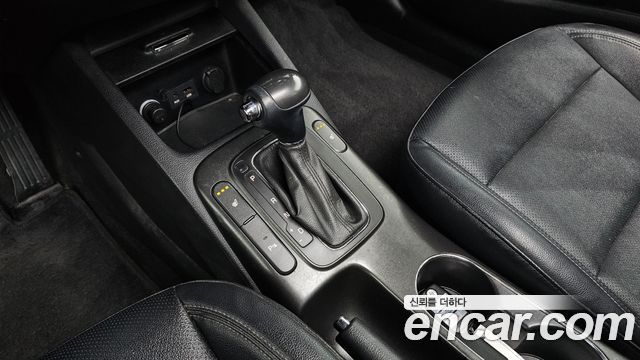 Kia K3 2014 — photo 9