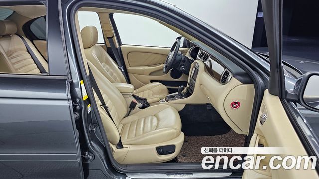 Jaguar X-TYPE 2009 — photo 10