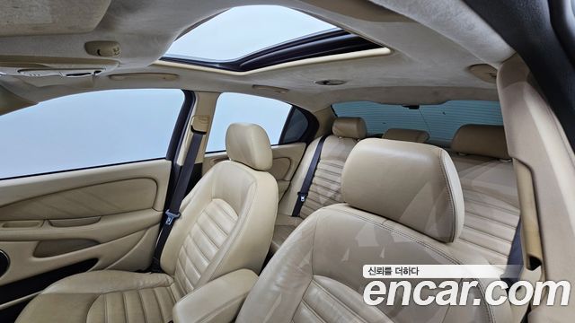 Jaguar X-TYPE 2009 — photo 19