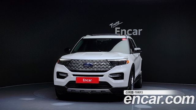 Ford Explorer 2021 — photo 3